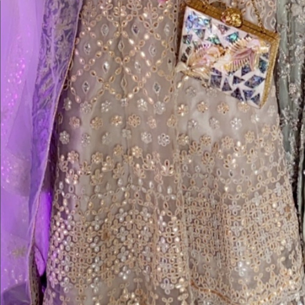 Wedding lenhga - Picture 2 of 6